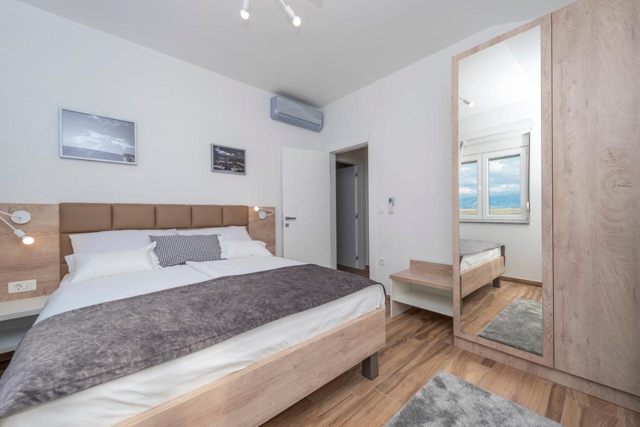 Luxury Apartments - La Vir 5& 6 Exterior foto