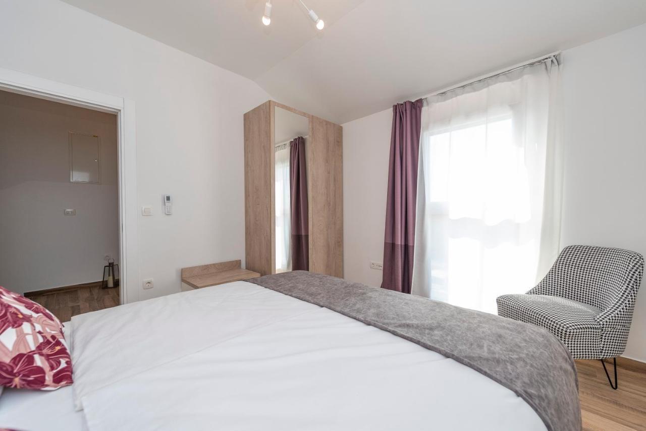 Luxury Apartments - La Vir 5& 6 Exterior foto